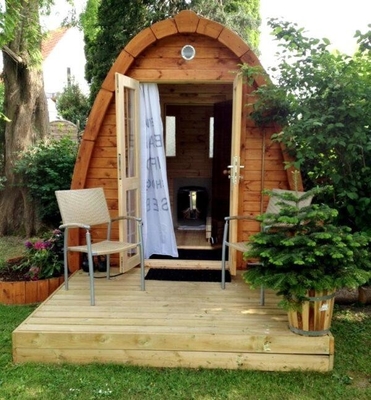 Κόκκινο κέδρων ξύλινο Gazebo σπίτι σαουνών σαουνών υπαίθριο υπέρυθρο